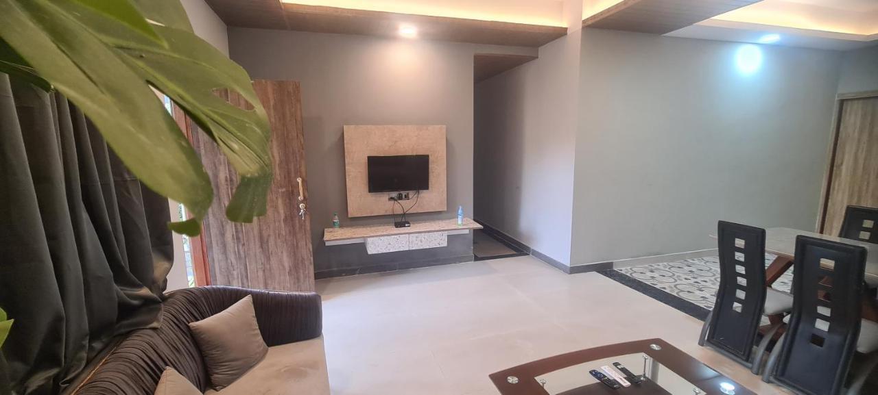 Rk Island View 3 Bedroom Apartment Dabolim Extérieur photo